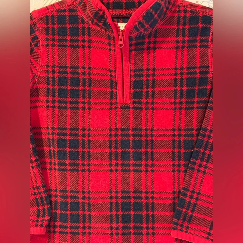 OshKosh B’Gosh Red and Navy Plaid Fleece 3/4 Zip Pullover - 24 Months LIKE NEW